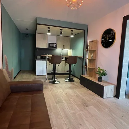 The 8 Apartament